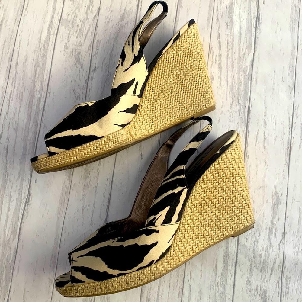 Modai Black and Tan Wedge 4" heel 1/2" platform